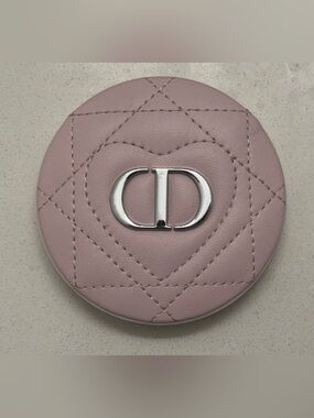 Dior mirror in  Blush pink